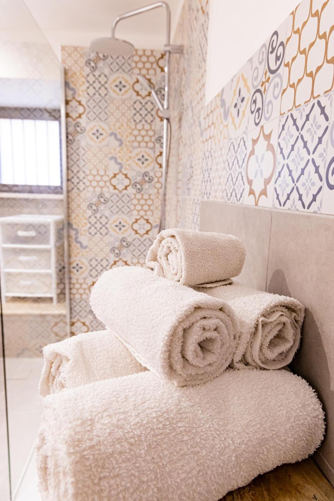 La Rua Apartment อัสโกลีปิเชโน ภายนอก รูปภาพ